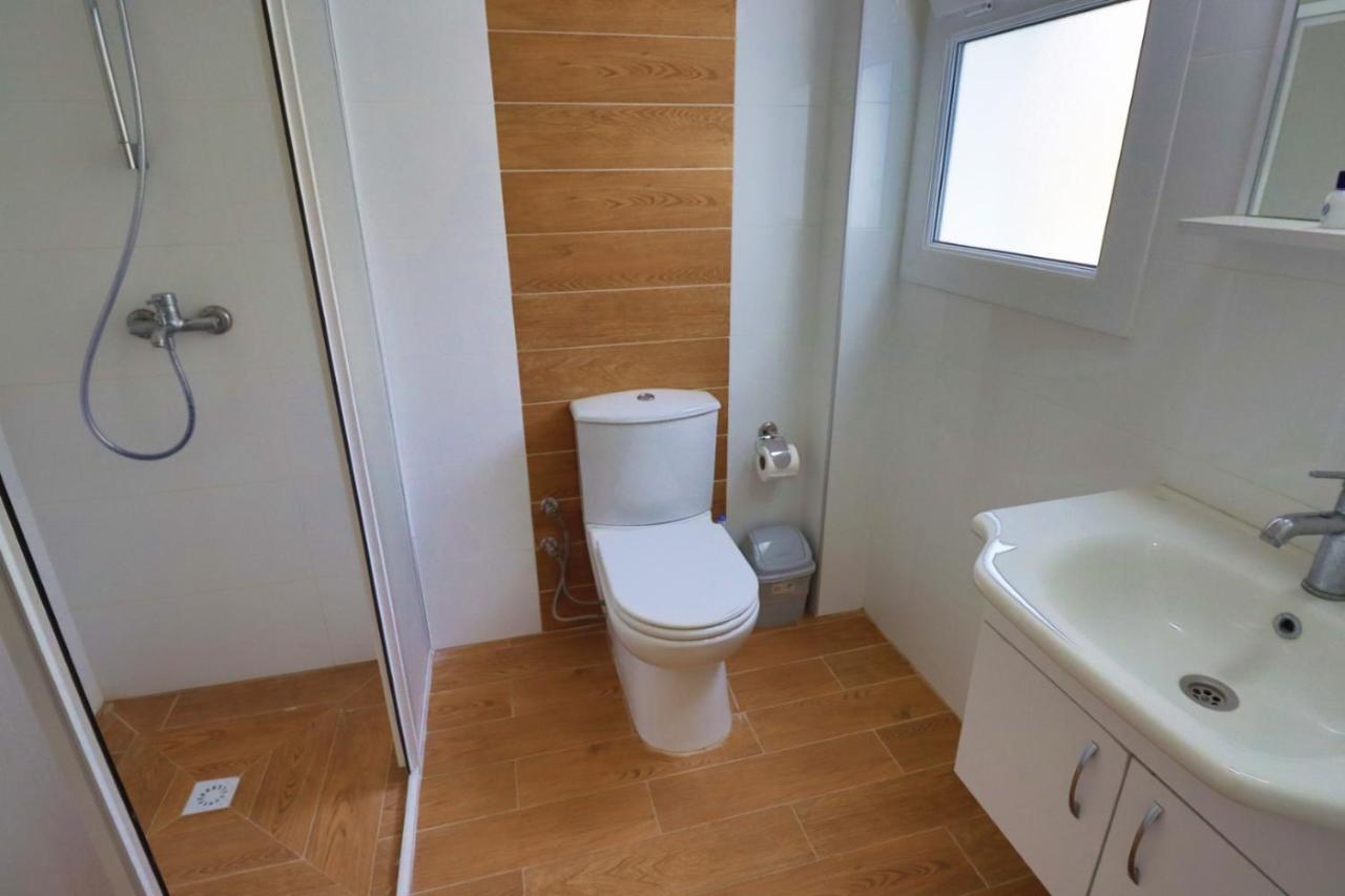 Caesar Beach Villas And Apartments Gastria Bagian luar foto