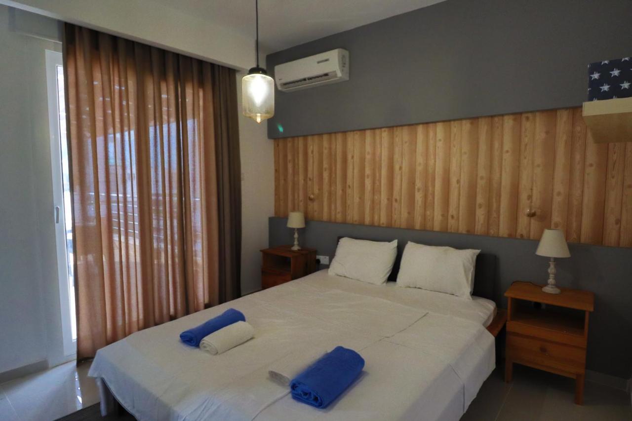 Caesar Beach Villas And Apartments Gastria Bagian luar foto